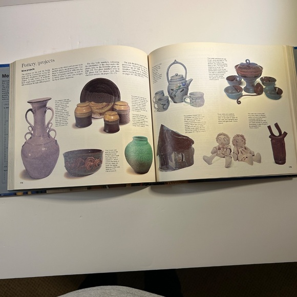 Vintage Hardcover Book Reader's Digest Crafts & Hobbies 1979 - Picture 3 of 10